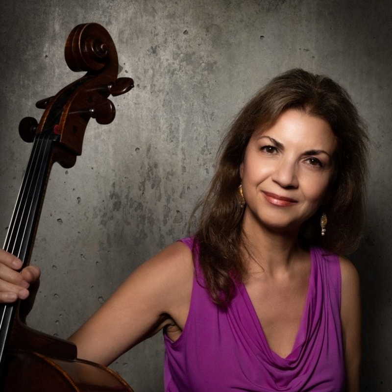 Eliana Mendoza, cello